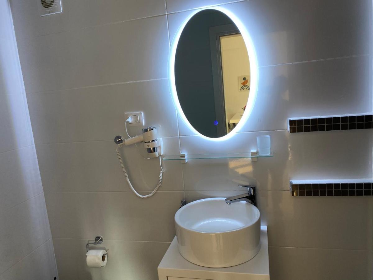 Apartment Artemis Himarë Dış mekan fotoğraf