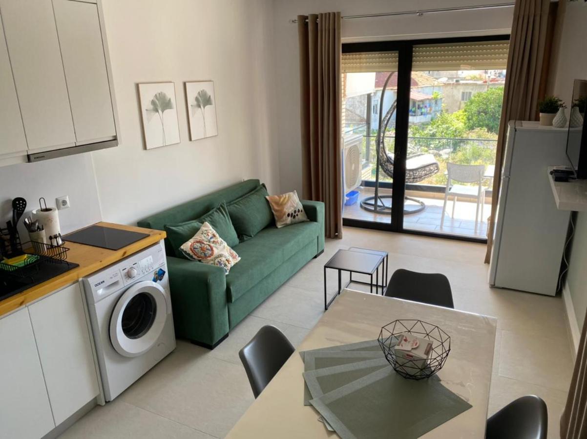Apartment Artemis Himarë Dış mekan fotoğraf