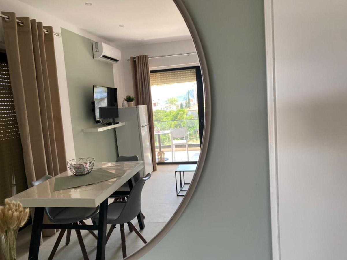 Apartment Artemis Himarë Dış mekan fotoğraf