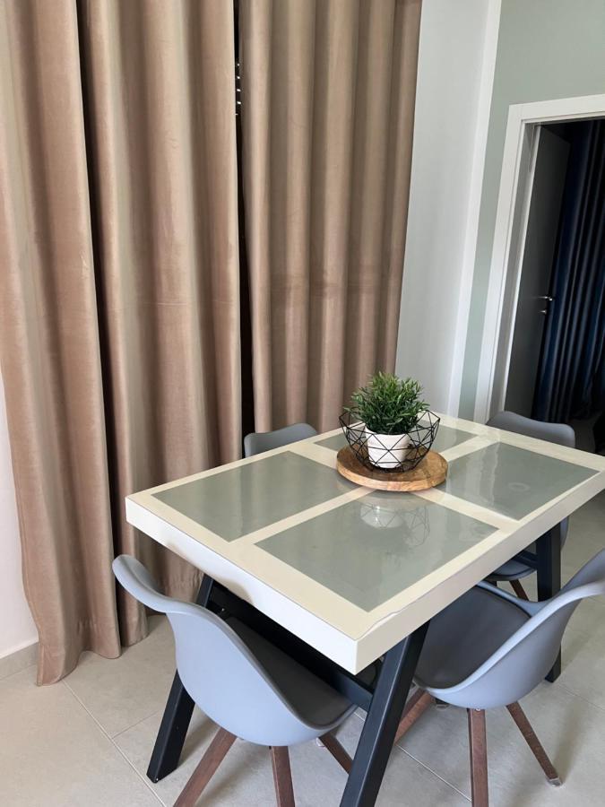 Apartment Artemis Himarë Dış mekan fotoğraf