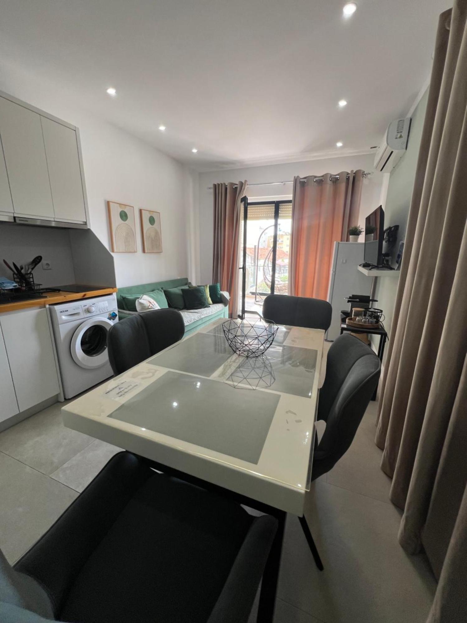 Apartment Artemis Himarë Dış mekan fotoğraf